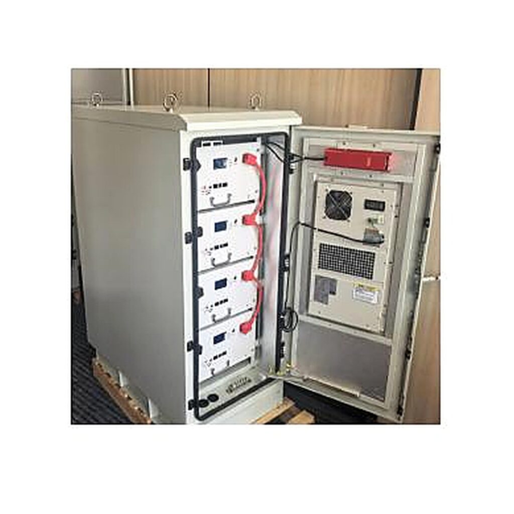 WodaTherm™ BDTN LV32 outdoor battery cabinet with approximately 32 kWh capacity